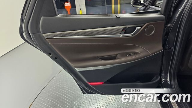 Hyundai Grandeur Hybrid (IG) Exclusive Special 2018 — фото 25