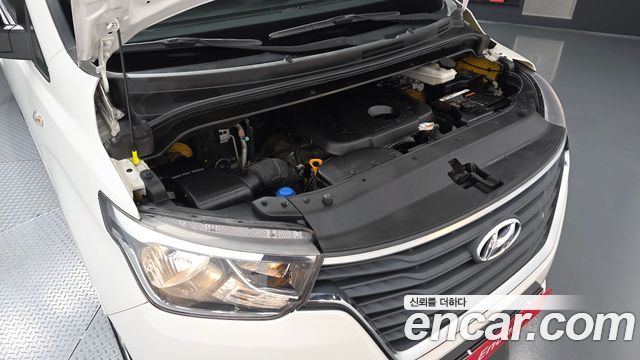 Hyundai Grand Starex Wagon 12-Seater Smart 2019 — фото 6
