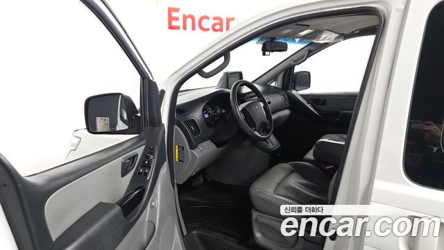 Hyundai Grand Starex Wagon 12-Seater Smart 2019 — фото 10