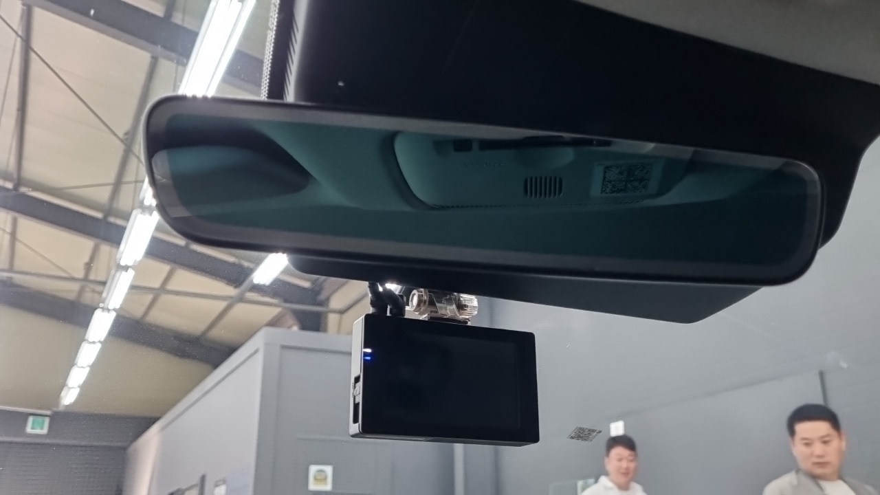 Hyundai Avante (CN8) 2.0 Premium 2027 — фото 17