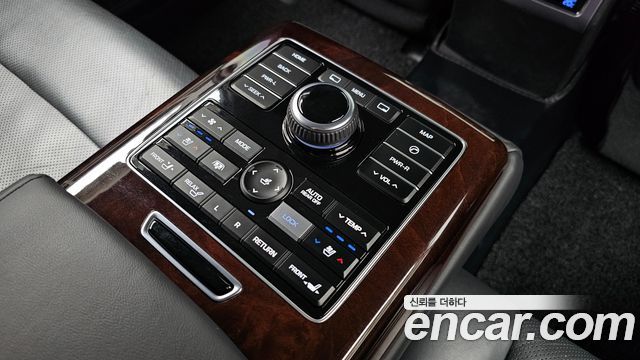 Hyundai Equus (New) VS380 Prestige 2014 — фото 22