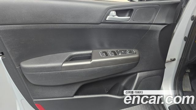 Kia Sportage The Bold Diesel 2.0 2WD Prestige 2020 — фото 24