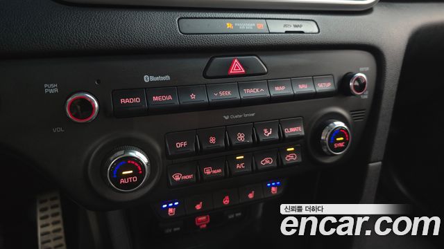 Kia Sportage The Bold Diesel 2.0 2WD Prestige 2020 — фото 30