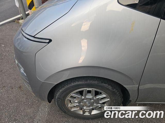 Hyundai Staria Cargo 5-Seater Modern 2023 — фото 2