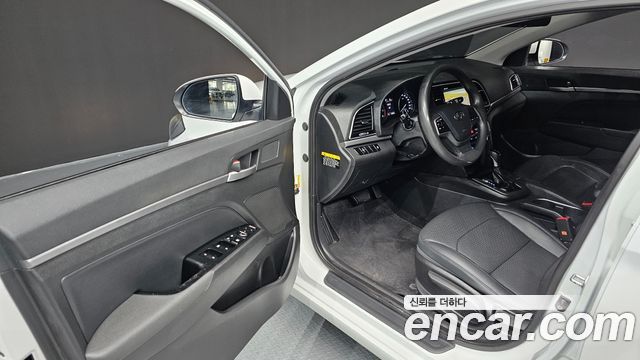 Hyundai Avante (AD) 1.6 GDI Style 2016 — фото 10