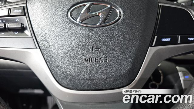 Hyundai Avante (AD) 1.6 GDI Style 2016 — фото 17