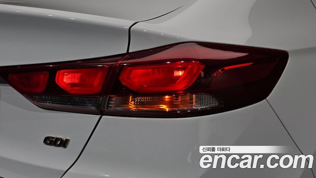 Hyundai Avante (AD) 1.6 GDI Style 2016 — фото 23