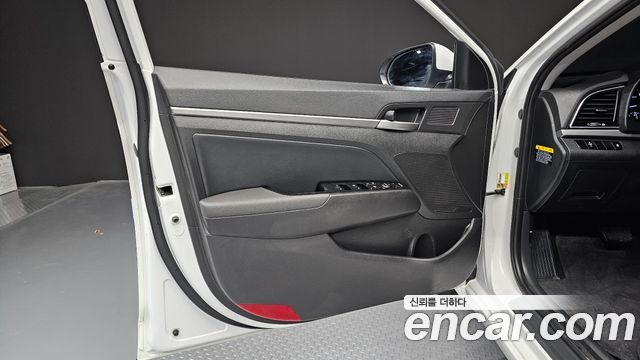 Hyundai Avante (AD) 1.6 GDI Style 2016 — фото 24