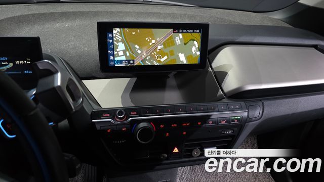 BMW i3 LUX 2018 — фото 15