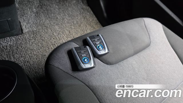BMW i3 LUX 2018 — фото 17
