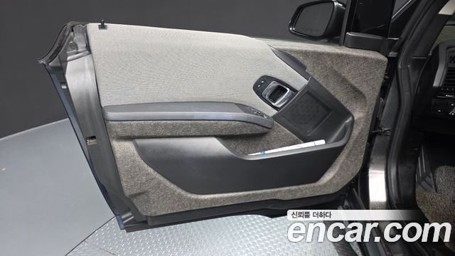 BMW i3 LUX 2018 — фото 24