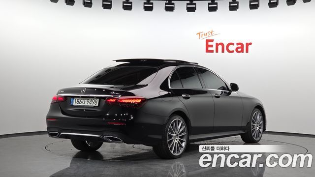 Mercedes-Benz E-Class (W213) E350 4MATIC AMG Line 2022 — фото 2