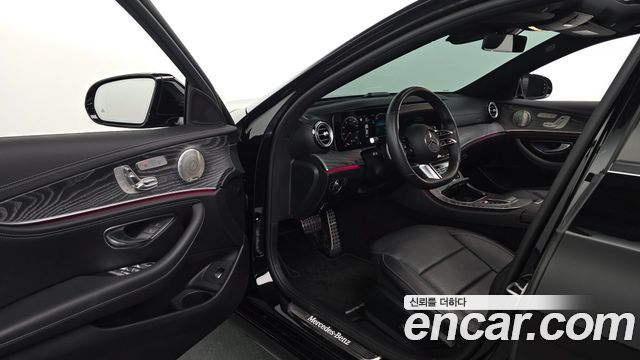 Mercedes-Benz E-Class (W213) E350 4MATIC AMG Line 2022 — фото 10