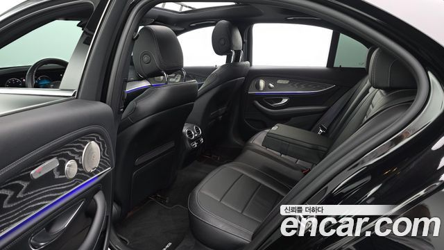 Mercedes-Benz E-Class (W213) E350 4MATIC AMG Line 2022 — фото 15