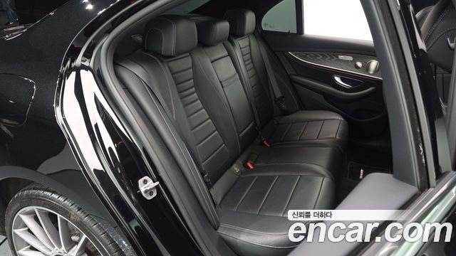 Mercedes-Benz E-Class (W213) E350 4MATIC AMG Line 2022 — фото 16