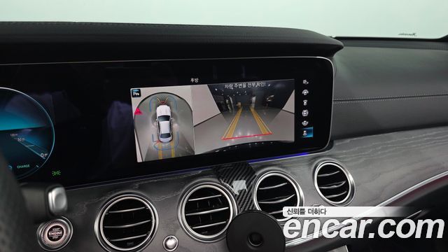 Mercedes-Benz E-Class (W213) E350 4MATIC AMG Line 2022 — фото 20