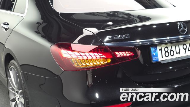 Mercedes-Benz E-Class (W213) E350 4MATIC AMG Line 2022 — фото 29
