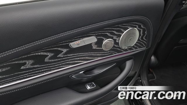 Mercedes-Benz E-Class (W213) E350 4MATIC AMG Line 2022 — фото 34