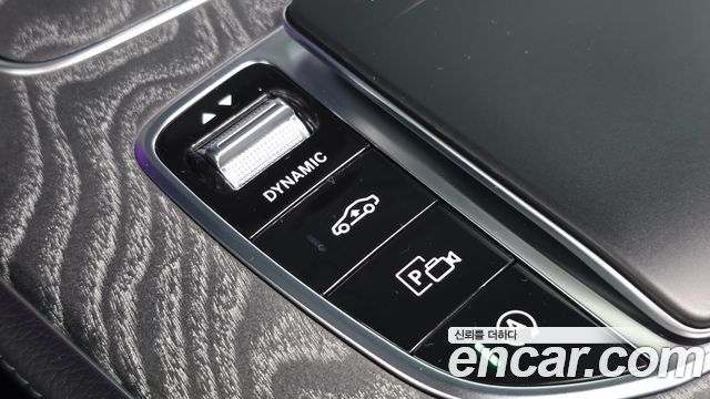 Mercedes-Benz E-Class (W213) E350 4MATIC AMG Line 2022 — фото 40