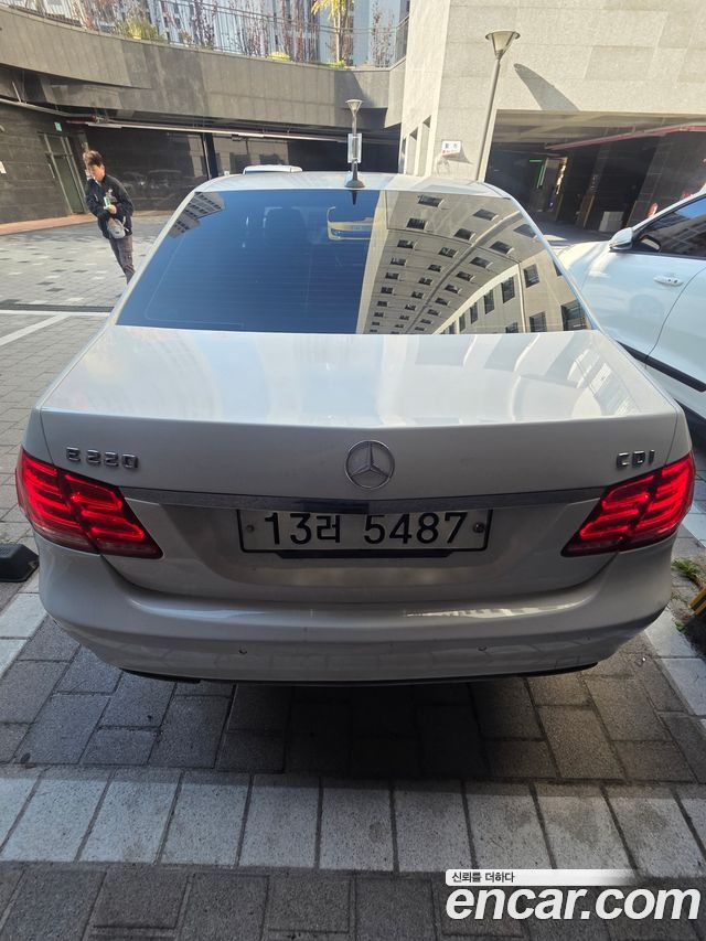 Mercedes-Benz E-Class (W212) E220 CDI Avantgarde 2014 — фото 2