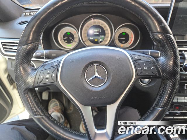 Mercedes-Benz E-Class (W212) E220 CDI Avantgarde 2014 — фото 10
