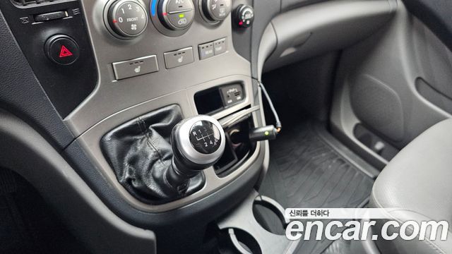 Hyundai Grand Starex Camping Car 2015 — фото 9