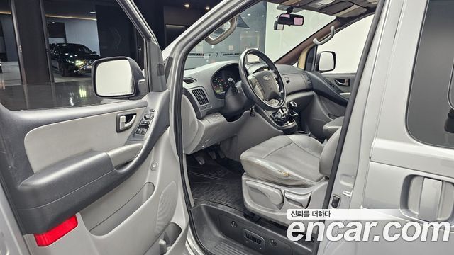 Hyundai Grand Starex Camping Car 2015 — фото 10