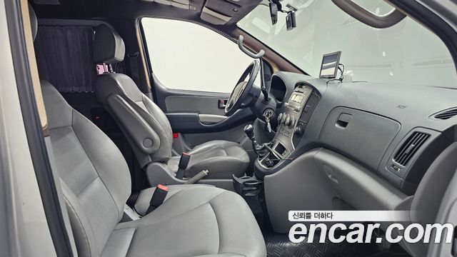 Hyundai Grand Starex Camping Car 2015 — фото 11