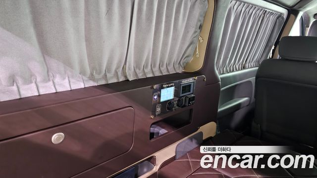 Hyundai Grand Starex Camping Car 2015 — фото 16