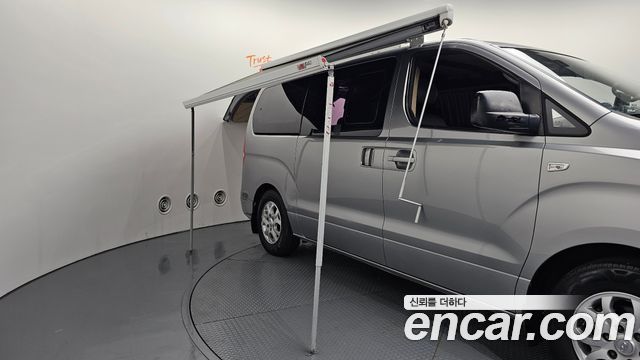 Hyundai Grand Starex Camping Car 2015 — фото 19