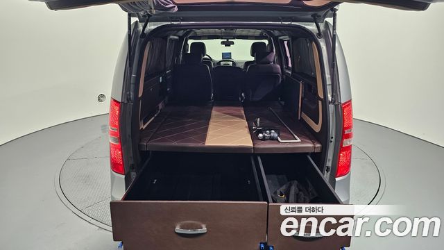 Hyundai Grand Starex Camping Car 2015 — фото 20