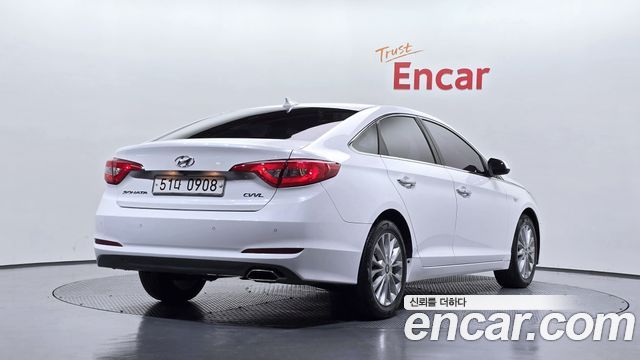 Hyundai Sonata (LF) 2.0 Style Special 2016 — фото 2