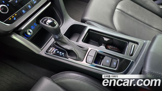 Hyundai Sonata (LF) 2.0 Style Special 2016 — фото 9