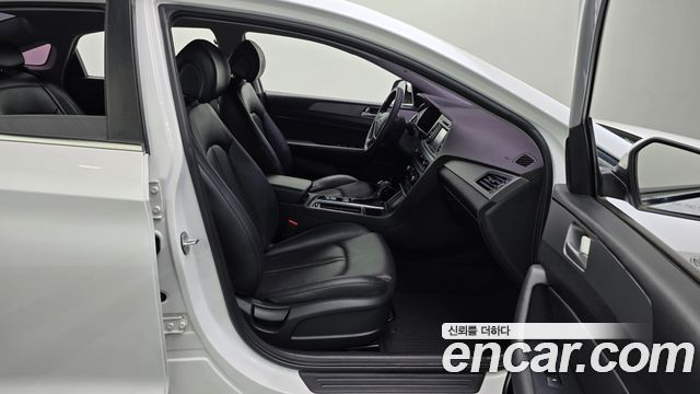 Hyundai Sonata (LF) 2.0 Style Special 2016 — фото 11