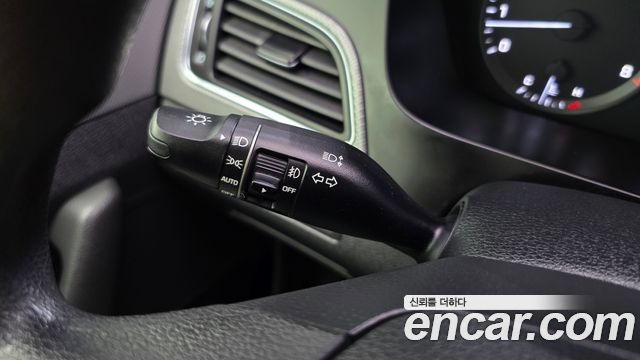 Hyundai Sonata (LF) 2.0 Style Special 2016 — фото 28