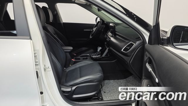 Kia Seltos Gasoline 1.6 Turbo 2WD Prestige 2022 — фото 11