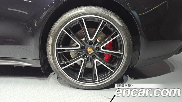 Porsche Panamera (971) 4.0 Turbo 2018 — фото 21