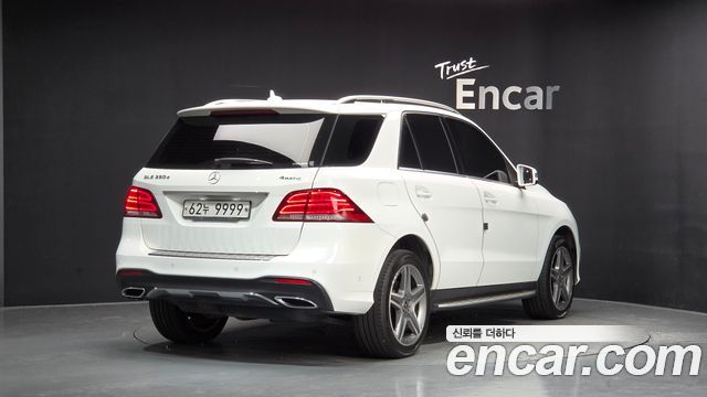 Mercedes-Benz GLE-Class (W166) GLE350 d 4MATIC 2017 — фото 2