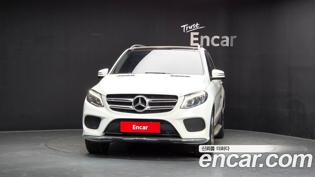 Mercedes-Benz GLE-Class (W166) GLE350 d 4MATIC 2017 — фото 3