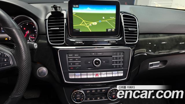 Mercedes-Benz GLE-Class (W166) GLE350 d 4MATIC 2017 — фото 13