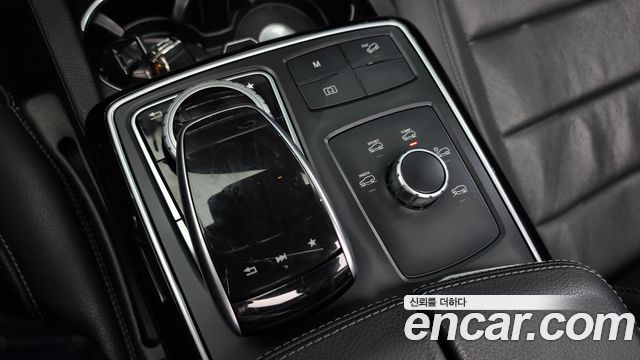 Mercedes-Benz GLE-Class (W166) GLE350 d 4MATIC 2017 — фото 16