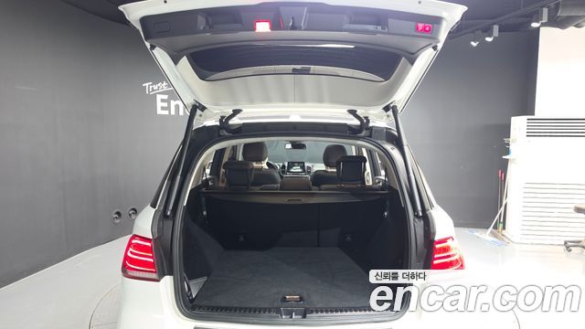 Mercedes-Benz GLE-Class (W166) GLE350 d 4MATIC 2017 — фото 20