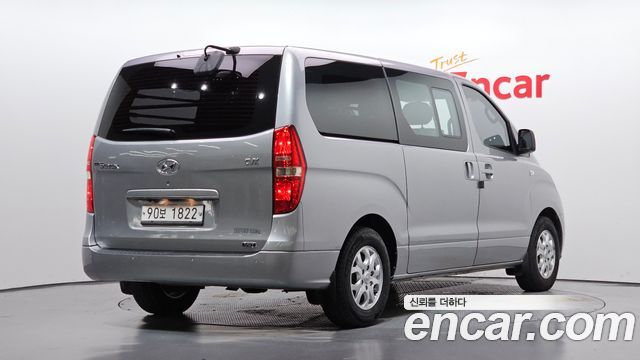 Hyundai Grand Starex 5-Seater VAN CVX Luxury 2014 — фото 2
