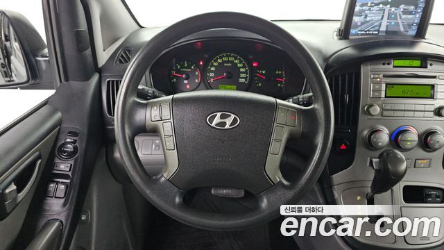Hyundai Grand Starex 5-Seater VAN CVX Luxury 2014 — фото 11