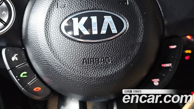 Kia Soul 1.6 GDi Trendy 2016 — фото 17