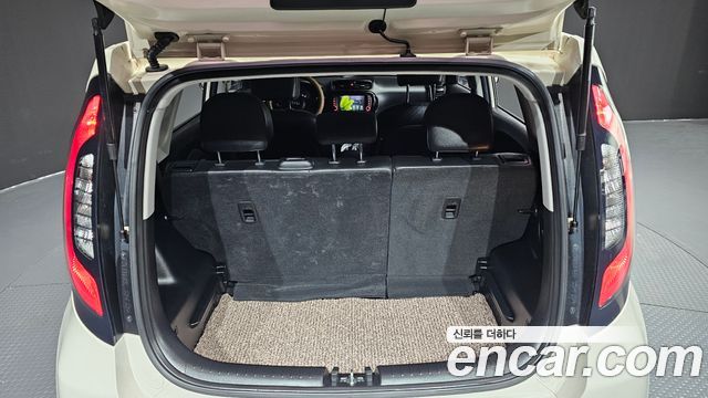 Kia Soul 1.6 GDi Trendy 2016 — фото 20
