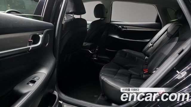 Hyundai Grandeur (IG) 2.5 Premium 2023 — фото 12