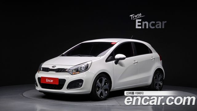 Kia Pride 1.6 GDI Hatchback Prestige