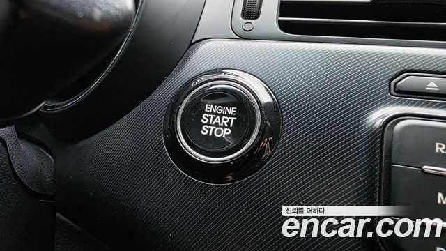 Kia Pride 1.6 GDI Hatchback Prestige 2013 — фото 18