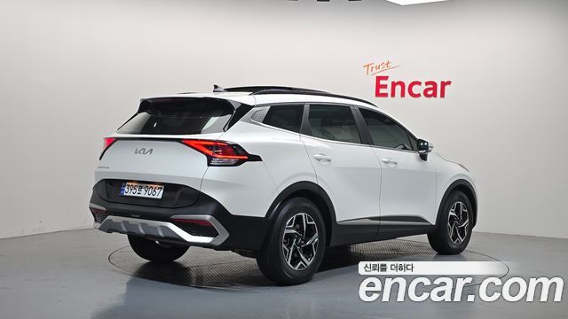 Kia Sportage (V) Gasoline 1.6 Turbo 2WD Prestige 2022 — фото 2